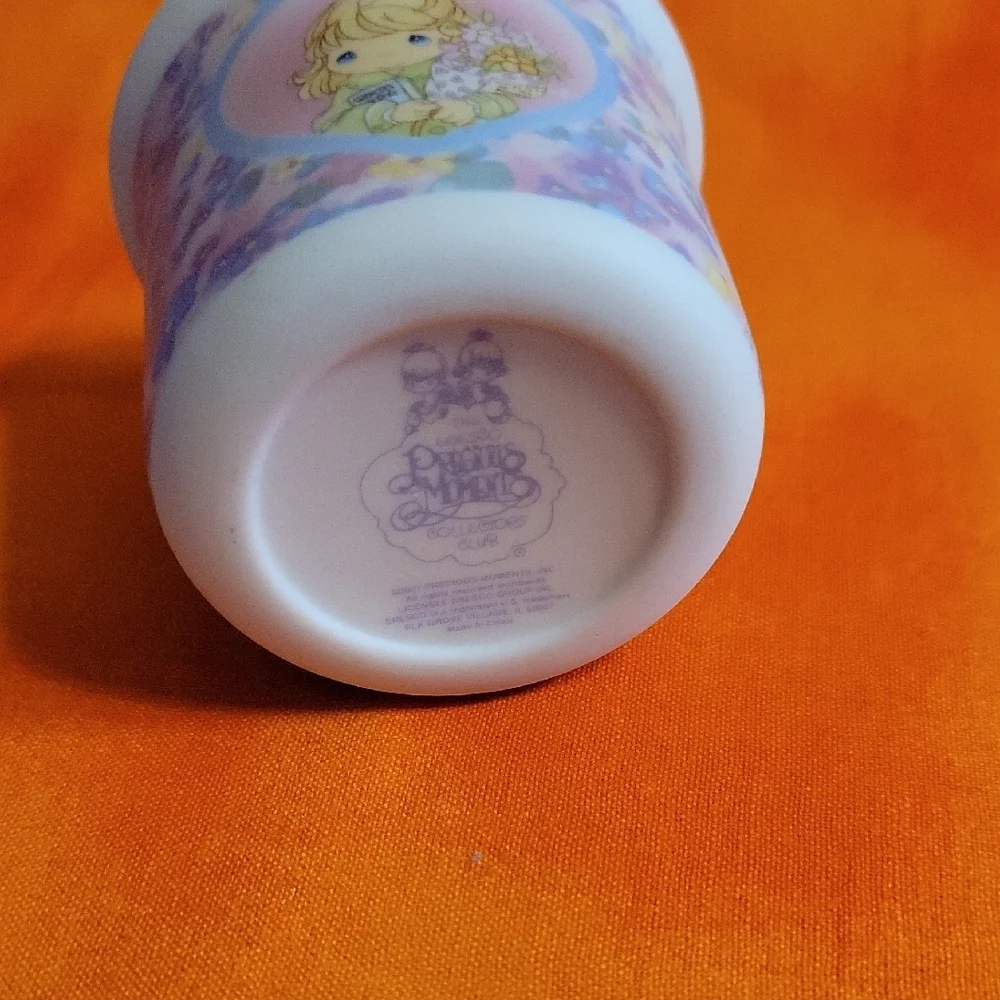 Precious Moments Votive Cup 2001 